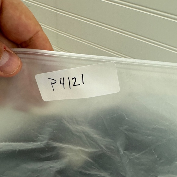 Black comfrt Hoodie - Picture 8 of 8